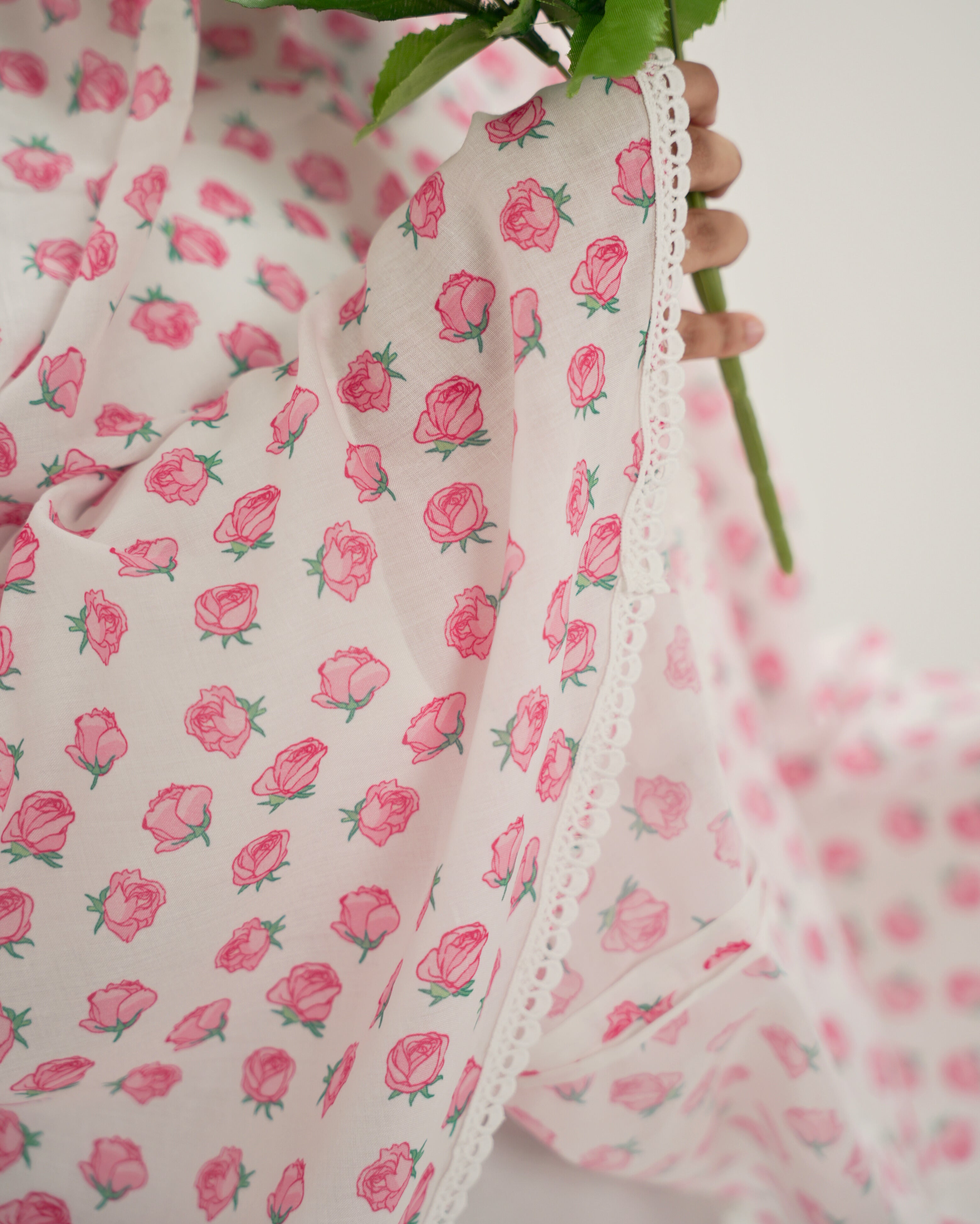 Niloufar | Roses Print Cotton Namaz Makhna - Without Sleeves