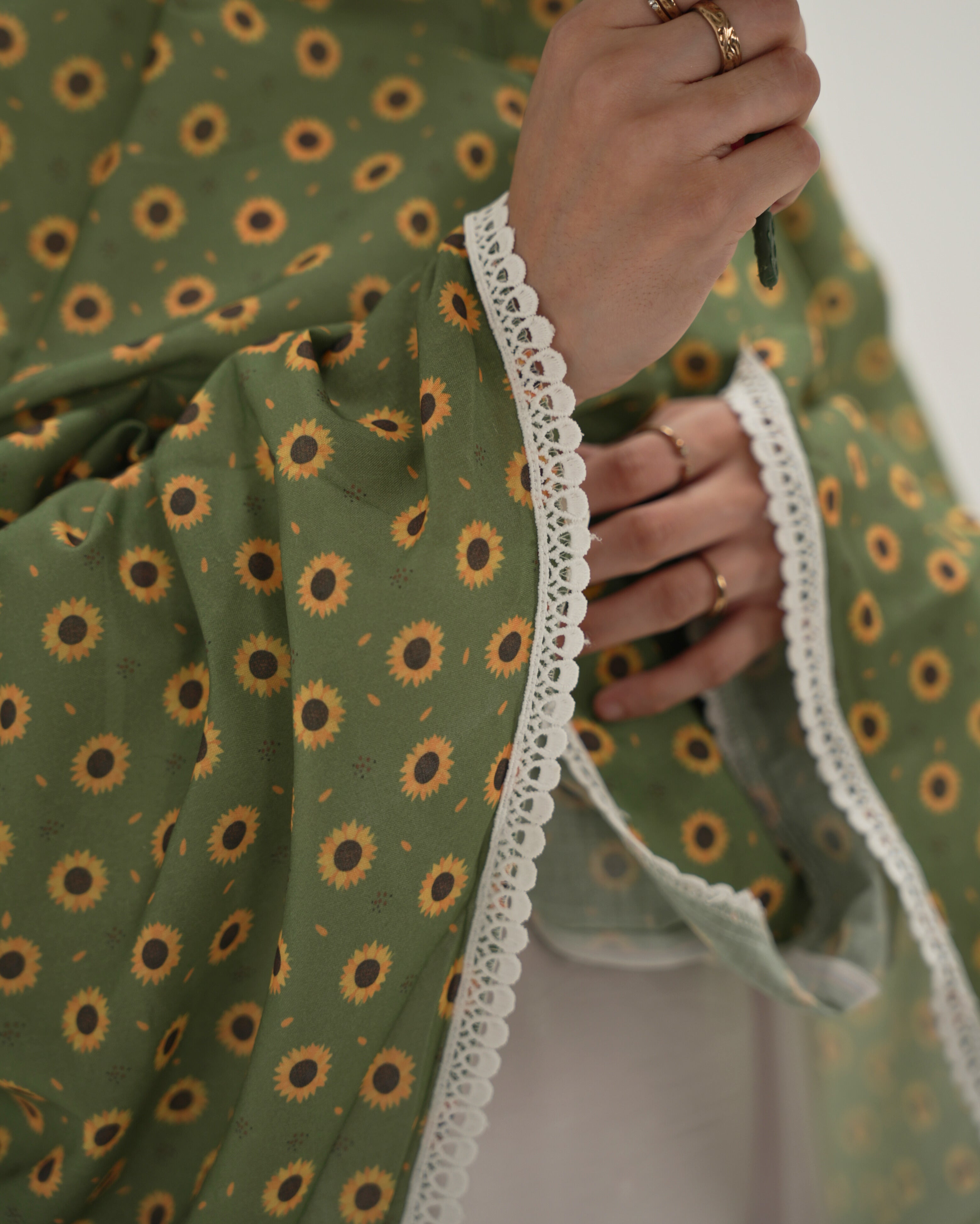 Shamsi | Sunflower Print Cotton Namaz Makhna - Without Sleeves