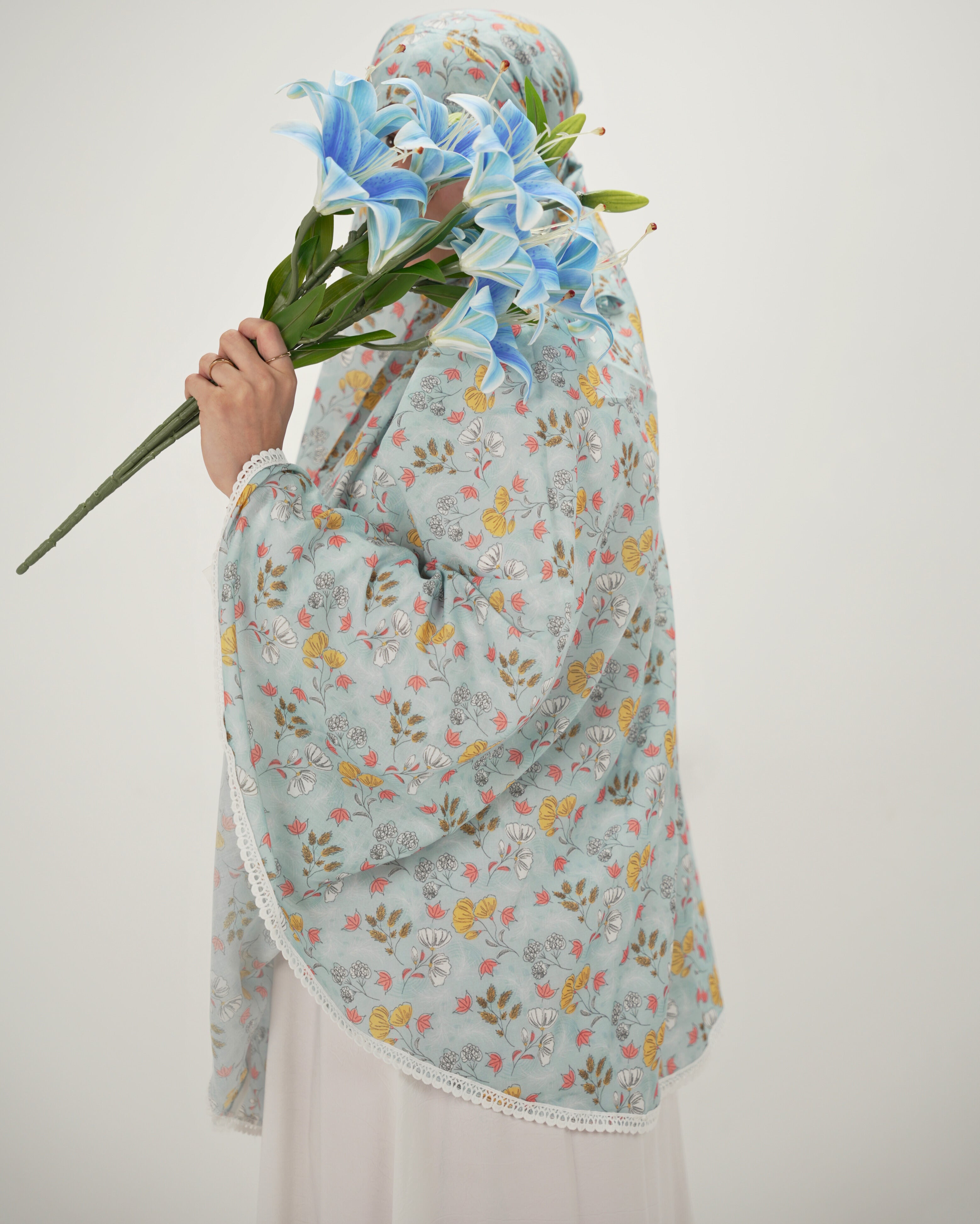Yasmin | Blue Floral Cotton Namaz Makhna - Without Sleeves