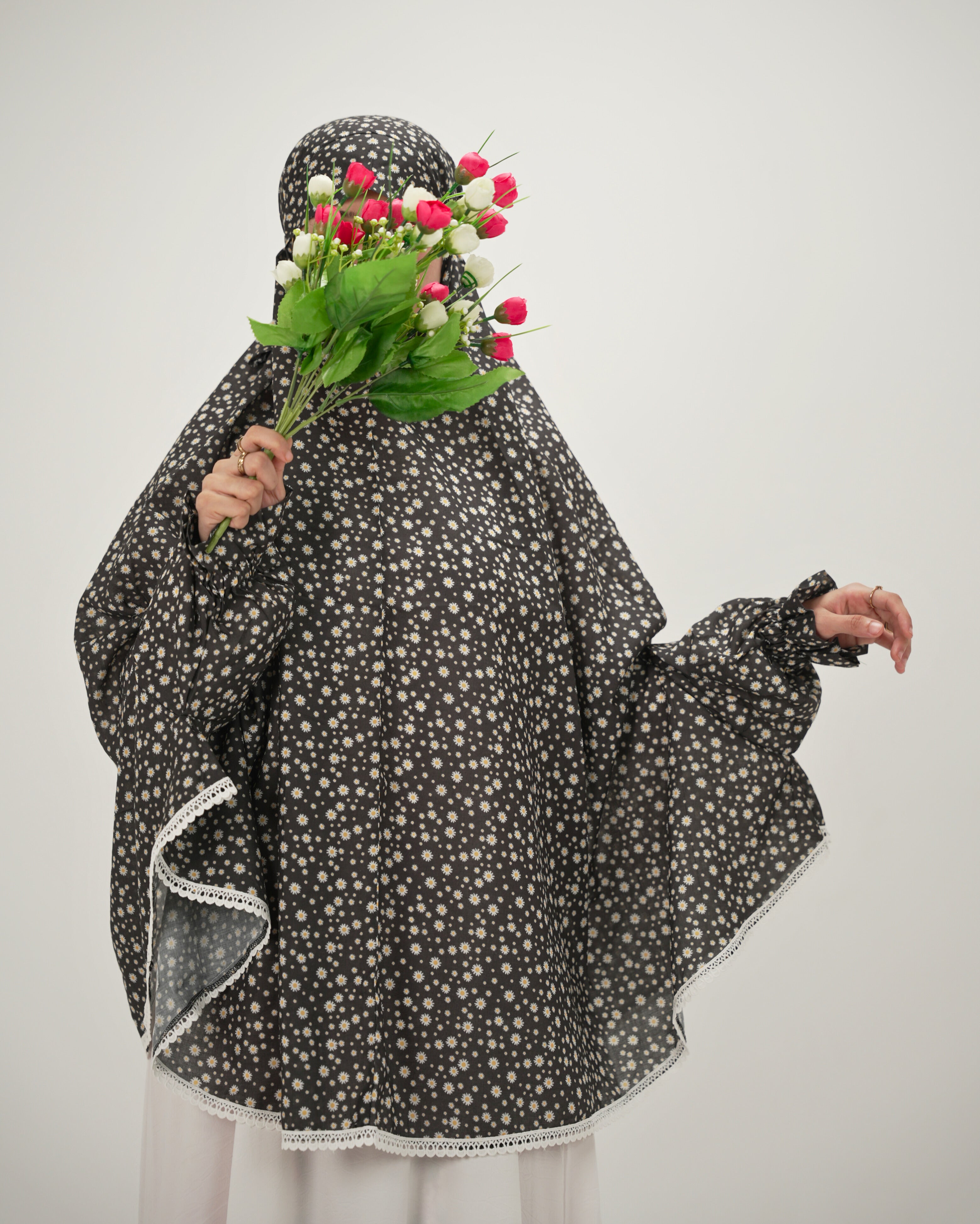 Inaara | Black Floral Cotton Namaz Makhna - With Sleeves