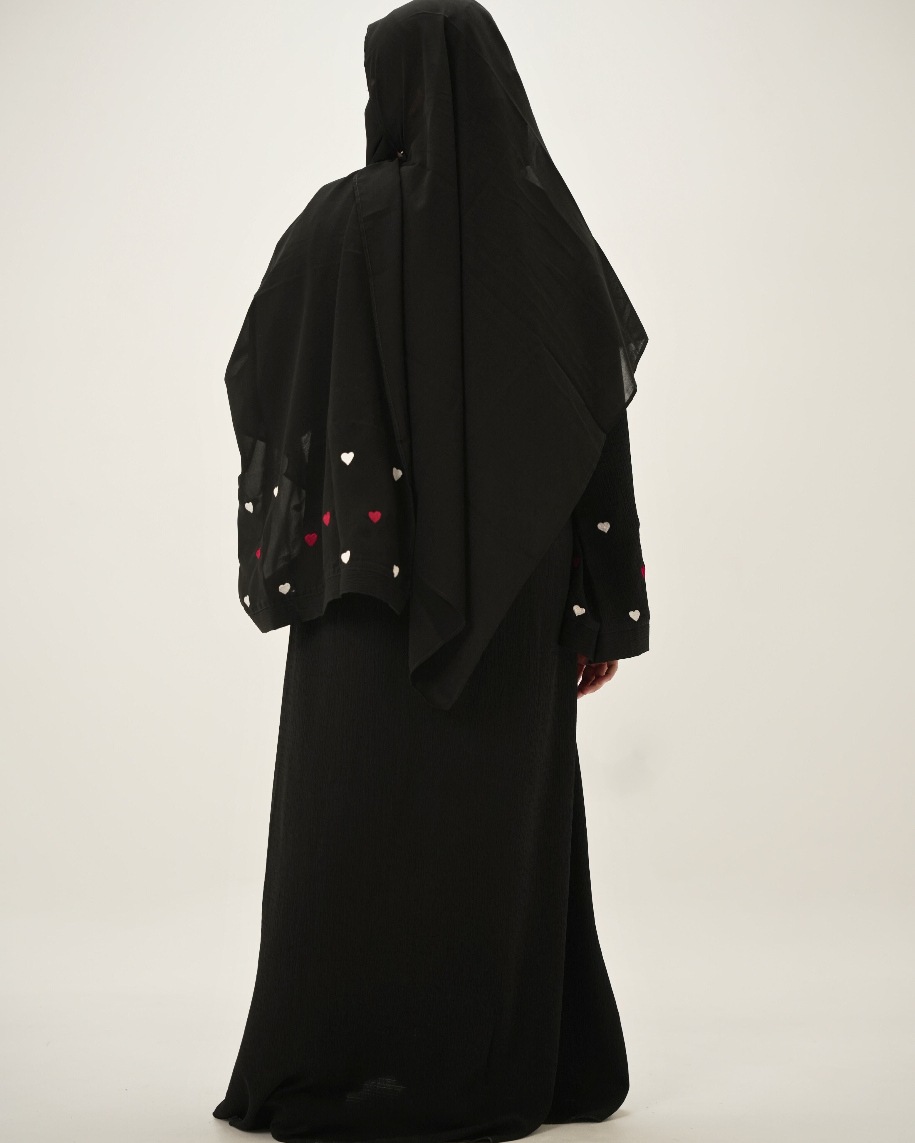 Zoya | Heart Embroidery Abaya - Midnight Black
