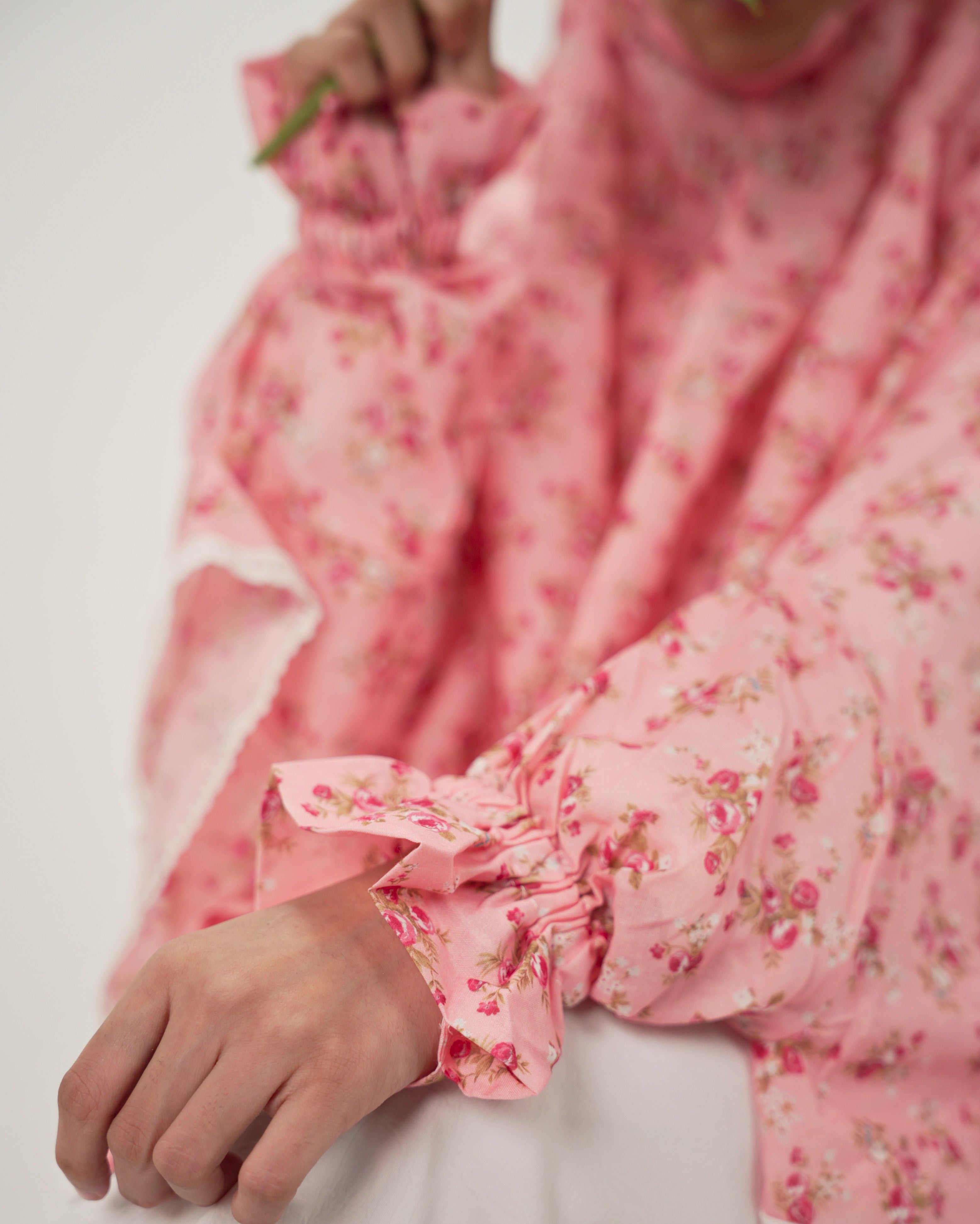 Safa | Peach Floral Cotton Namaz Makhna - With Sleeves