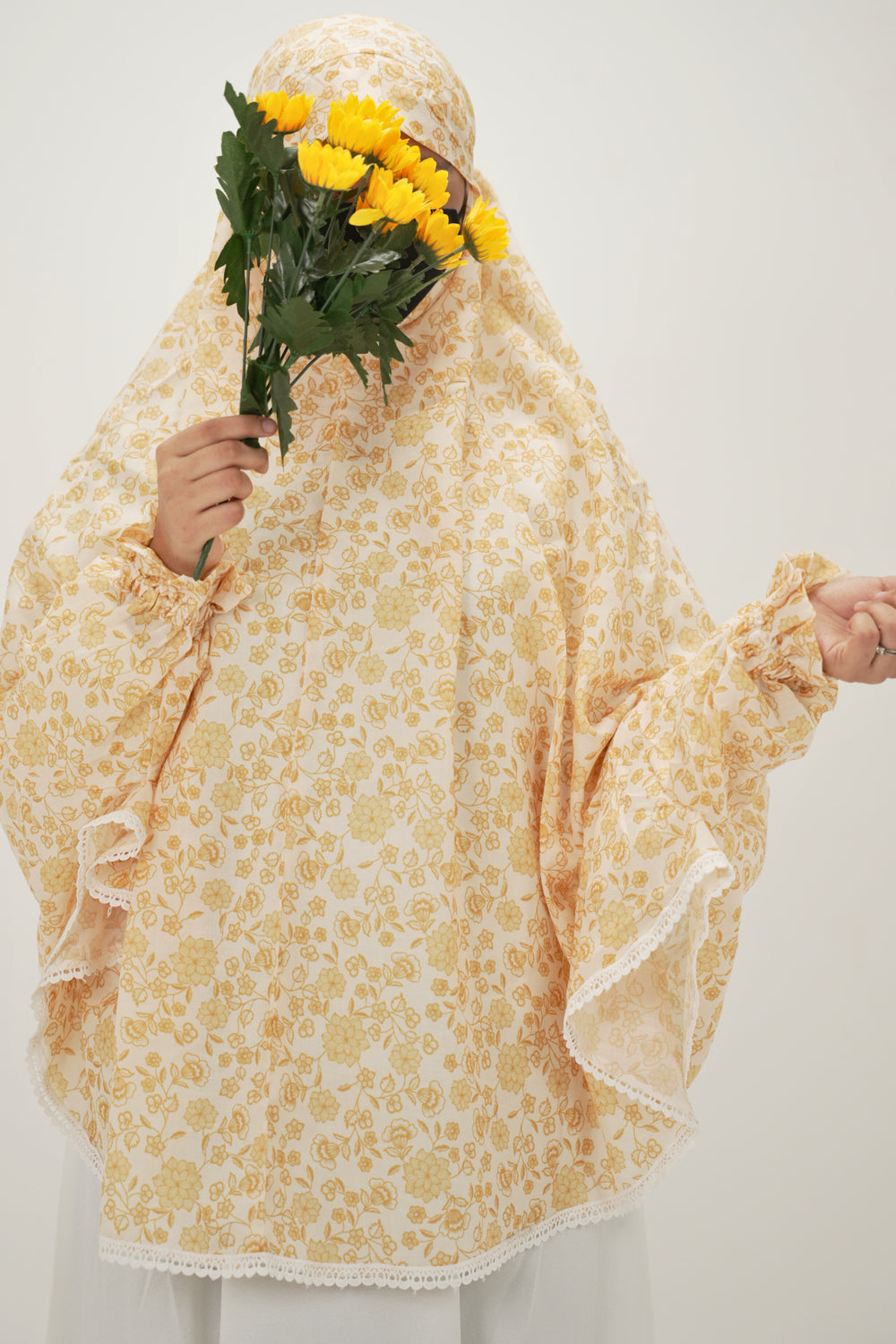 Zahra | Yellow Floral Cotton Namaz Makhna - With Sleeves