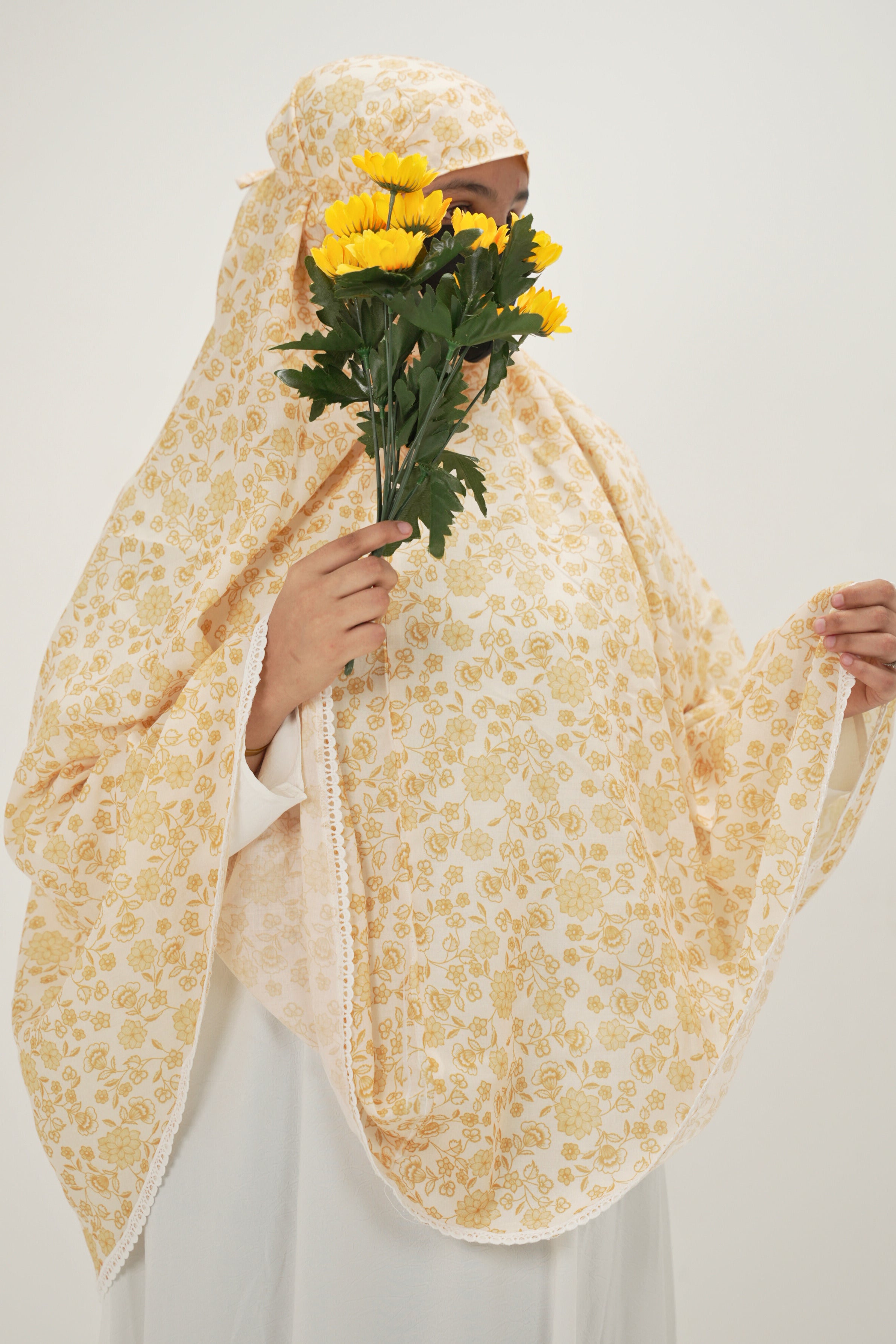 Zahra | Yellow Floral Cotton Namaz Makhna - Without Sleeves