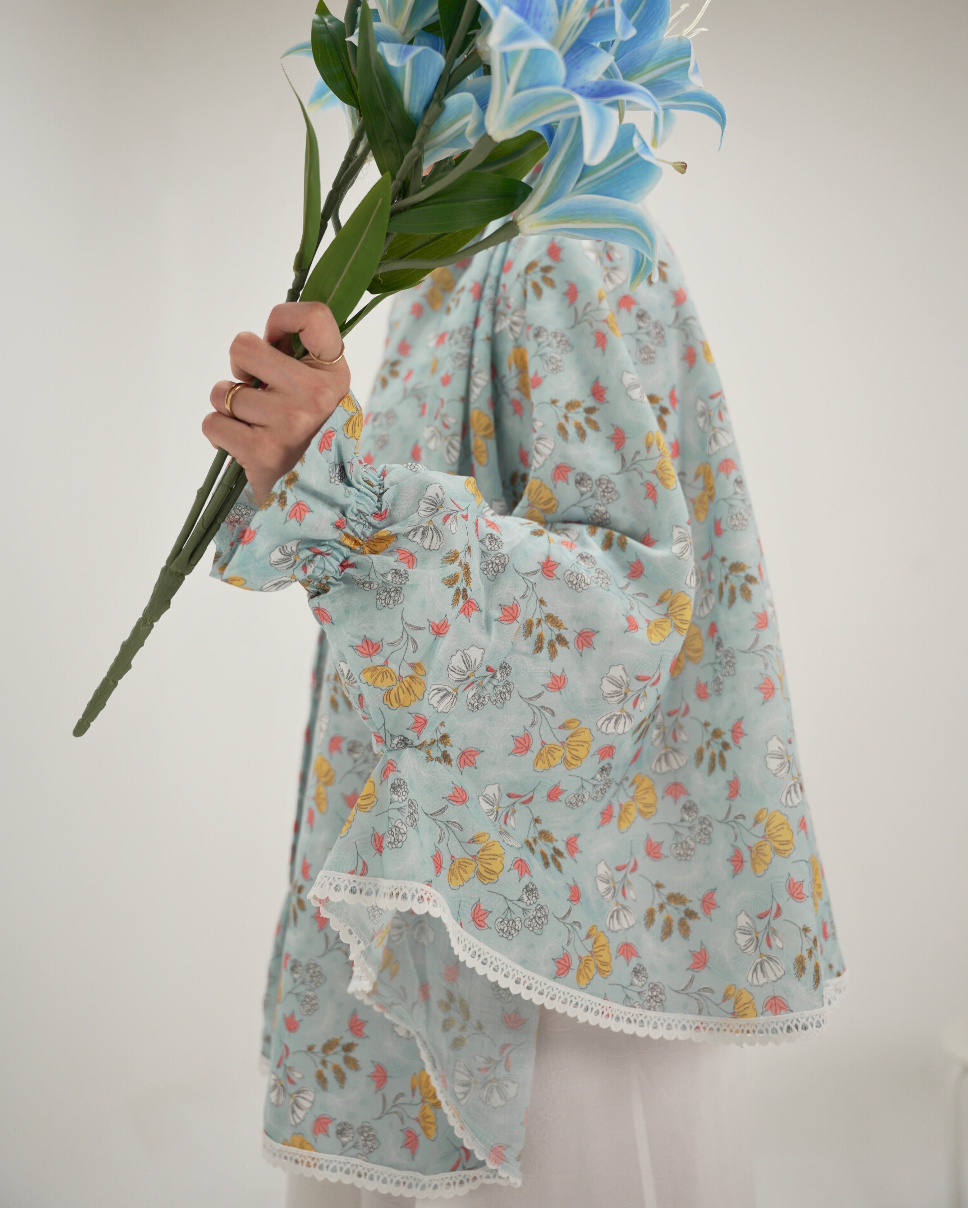 Yasmin | Blue Floral Cotton Namaz Makhna - With Sleeves